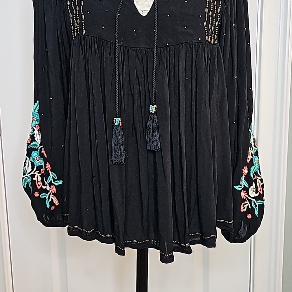 Anthro Floreat Austral Black Beaded Embroidered Boho Peasant Blouse - Size Small - Picture 5 of 12